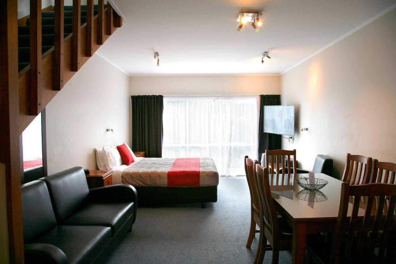 Pukekohe Touchwood Motor Lodge المظهر الخارجي الصورة