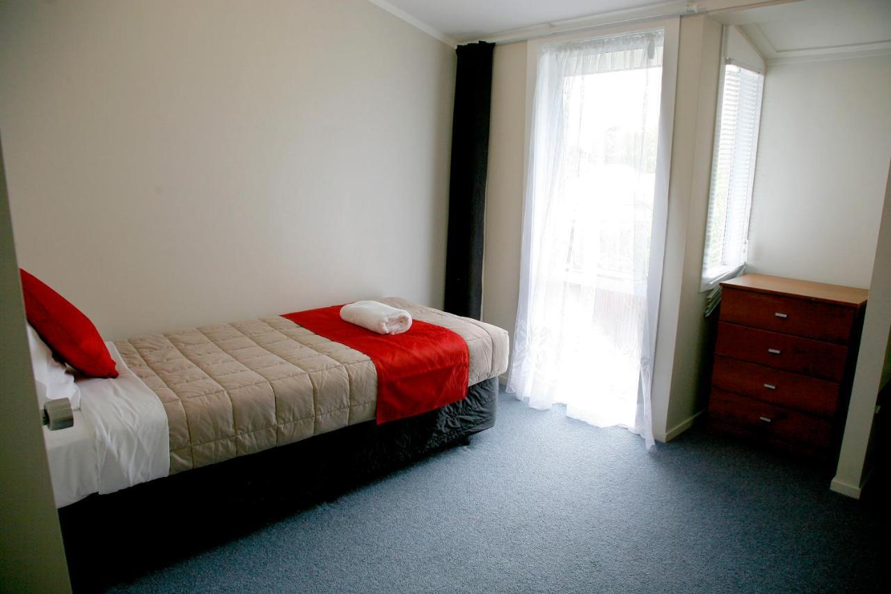 Pukekohe Touchwood Motor Lodge المظهر الخارجي الصورة