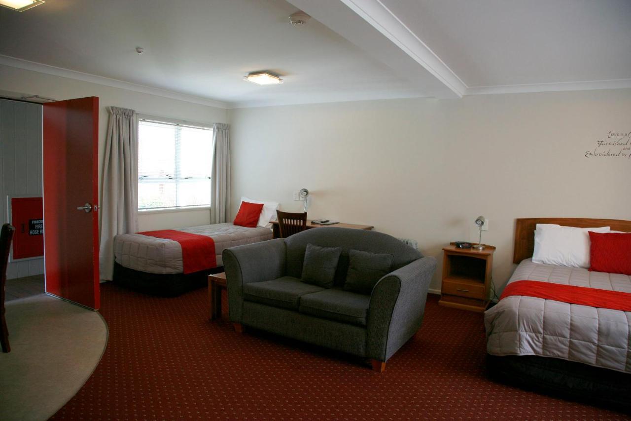 Pukekohe Touchwood Motor Lodge المظهر الخارجي الصورة